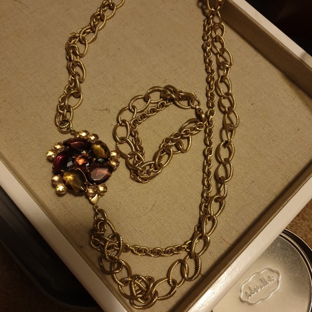Stella and Dot Necklace bracelet set with broach